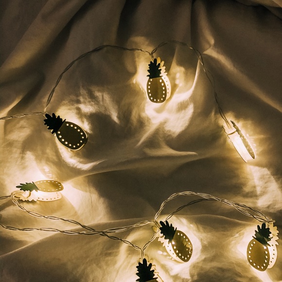 Pineapple String Lights - Picture 3 of 5